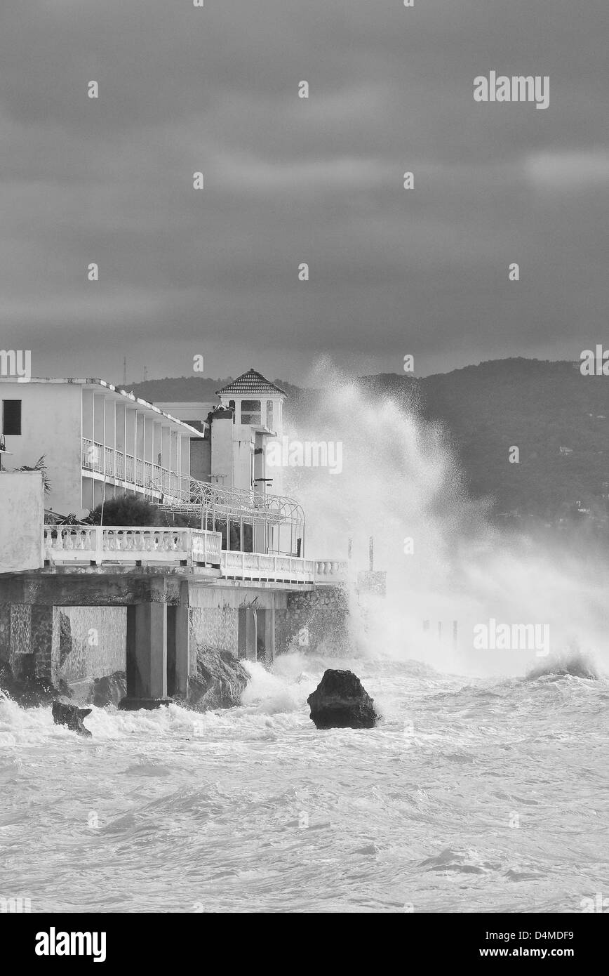 La imagen fue tomada de la temporada de huracanes en Jamaica por Montego Bay en el Caribe. Foto de stock