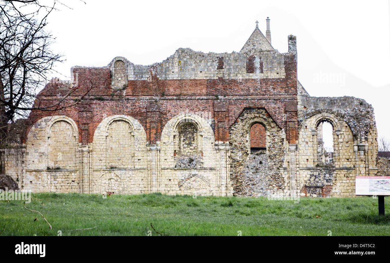 Ruinas de la abadía de St Augustine Canterbury Foto de stock