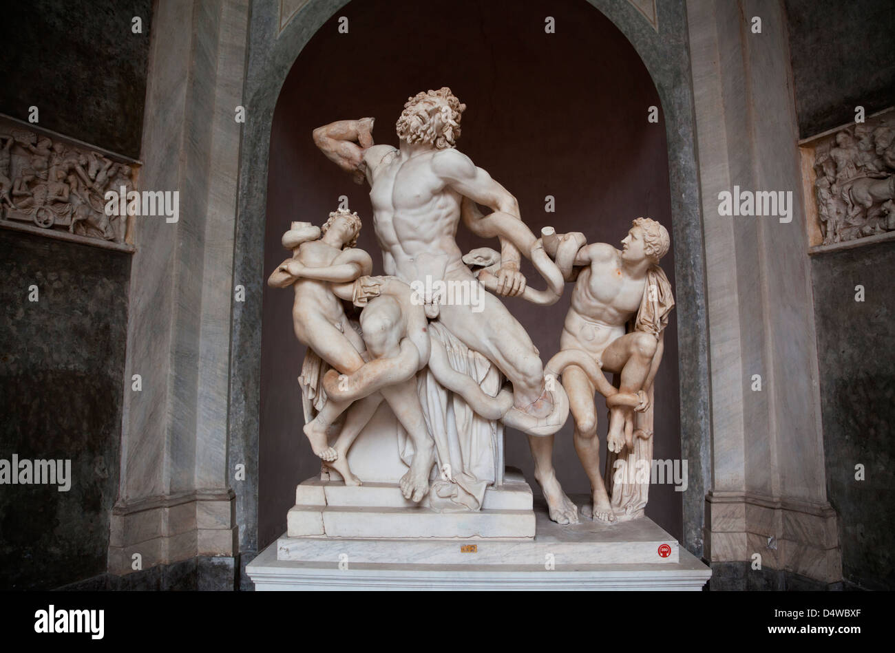La escultura Laocoonte en los museos del Vaticano, Roma, Italia Foto de stock