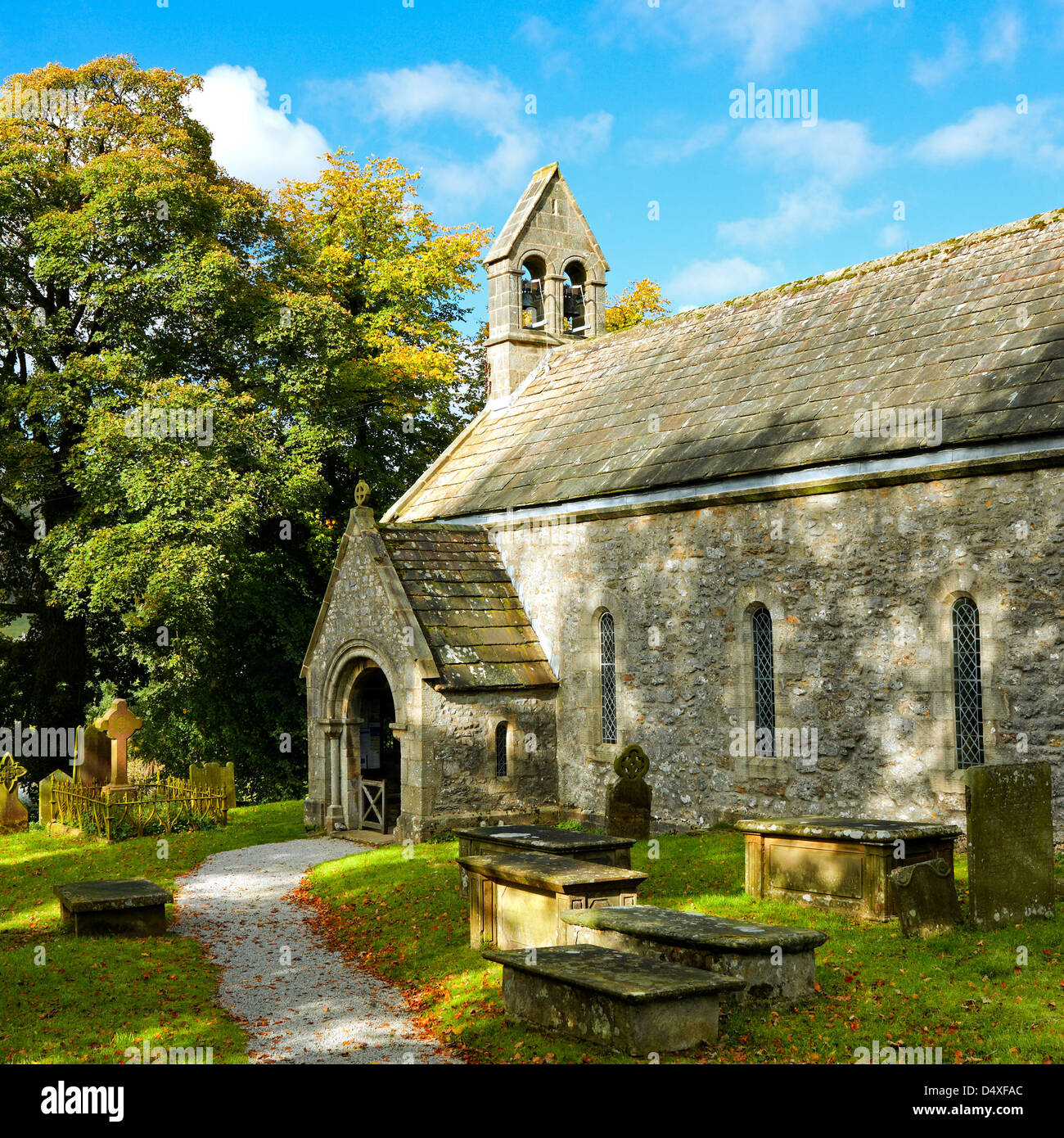 St Mary's Church, Conistone, North Yorkshire. Foto de stock