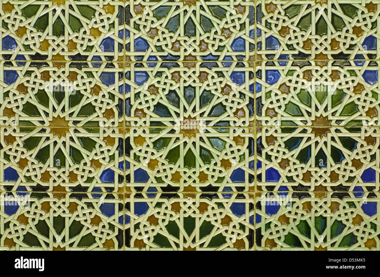 España - en estilo mudéjar, azulejos de pared Foto de stock