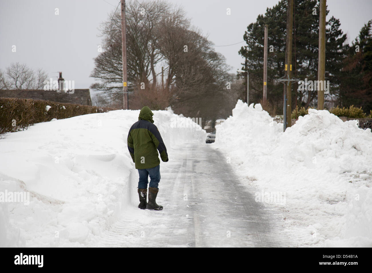 Ventisqueros profundos de nieve fotografías e imágenes de alta resolución -  Página 2 - Alamy