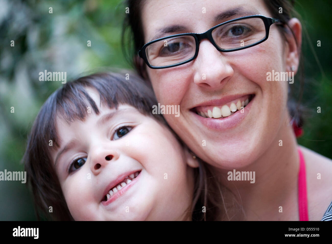 Madre E Hija Retrato Fotografía De Stock Alamy