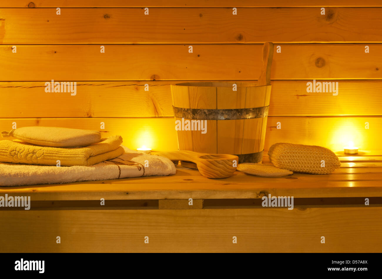 Interior de la sauna y sauna accesorios Foto de stock
