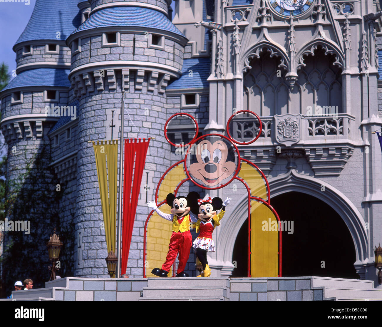 Show de Disney, el Castillo de Cenicienta, Magic Kingdom, Walt Disney World,  Orlando, Florida, Estados Unidos de América Fotografía de stock - Alamy