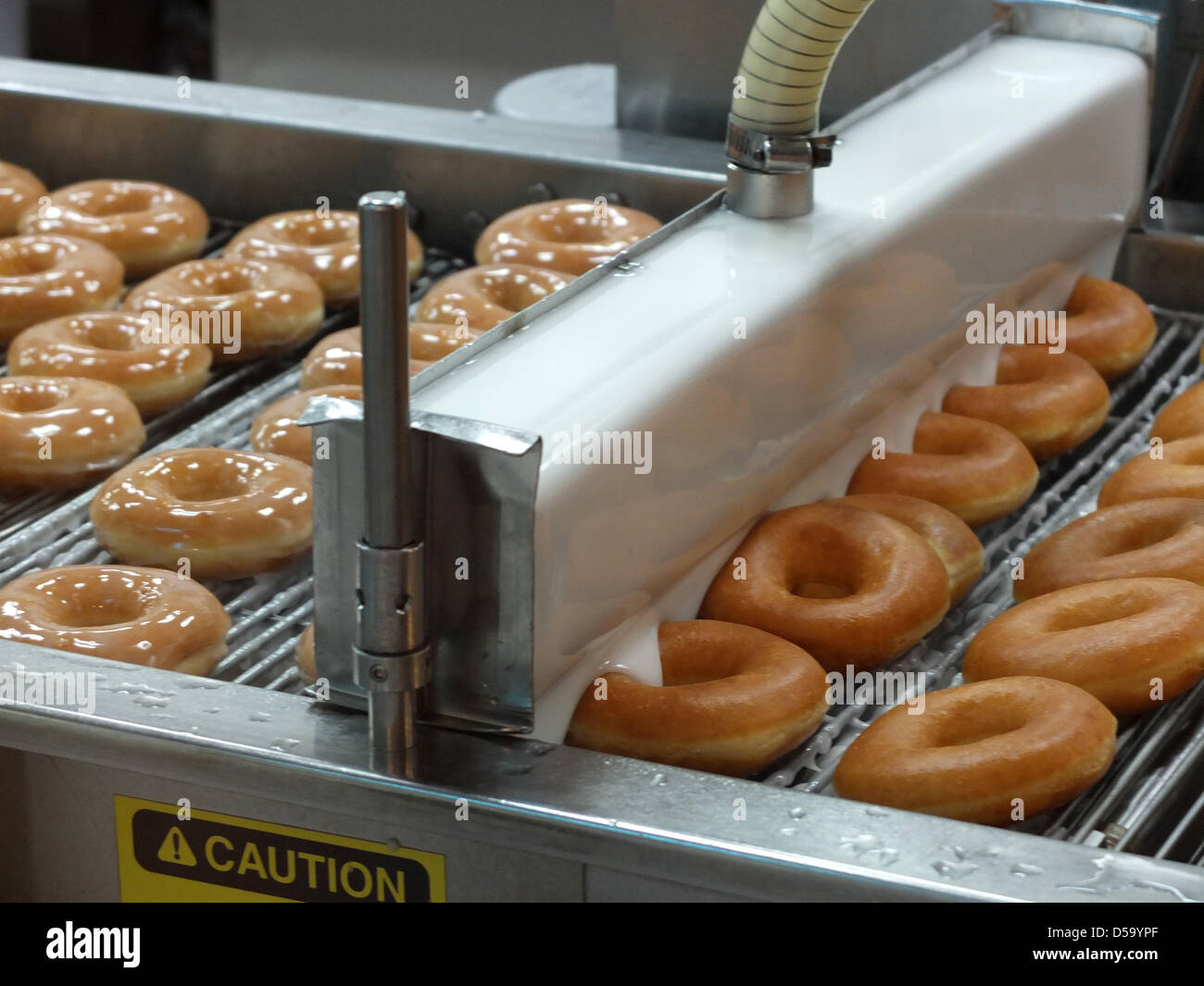 Krispy Kreme donuts producción en Seúl, Corea del Sur Foto de stock