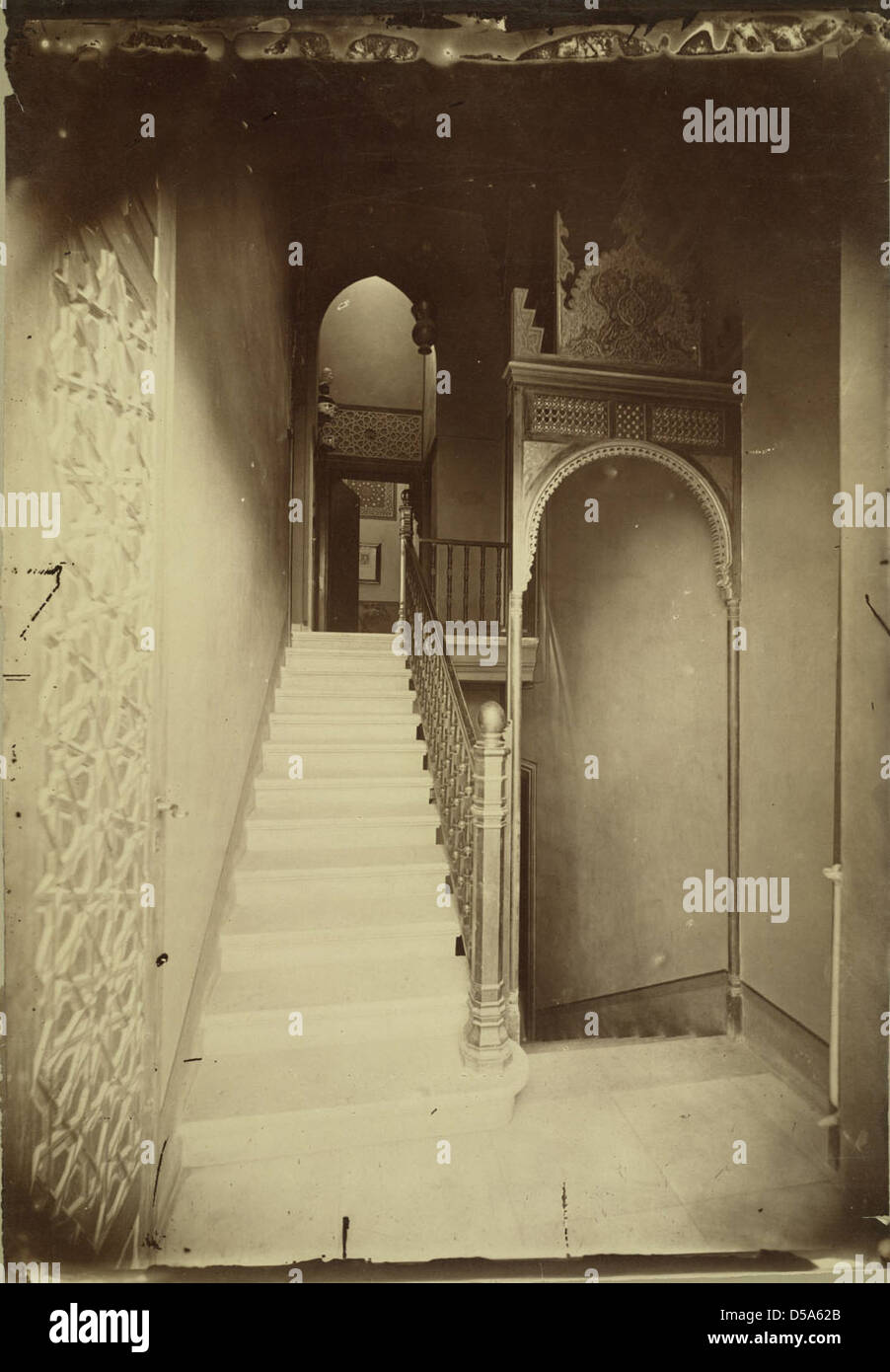 El Cairo. Casa egipcia (Interior, escalera) Foto de stock
