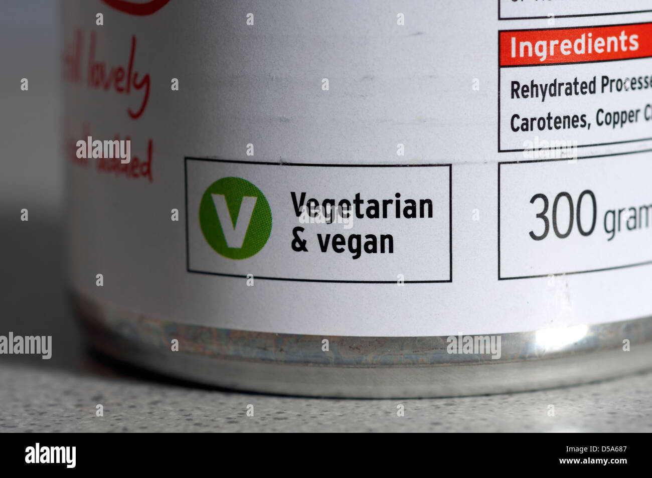 Información del producto vegetariano o vegano En Sainsbury's Basics puede de puré de guisantes Foto de stock