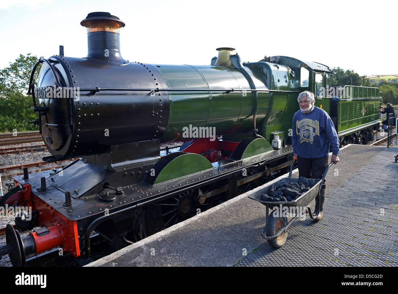 La estación de tren de vapor en Totnes, Devon, Inglaterra, Reino Unido Foto de stock