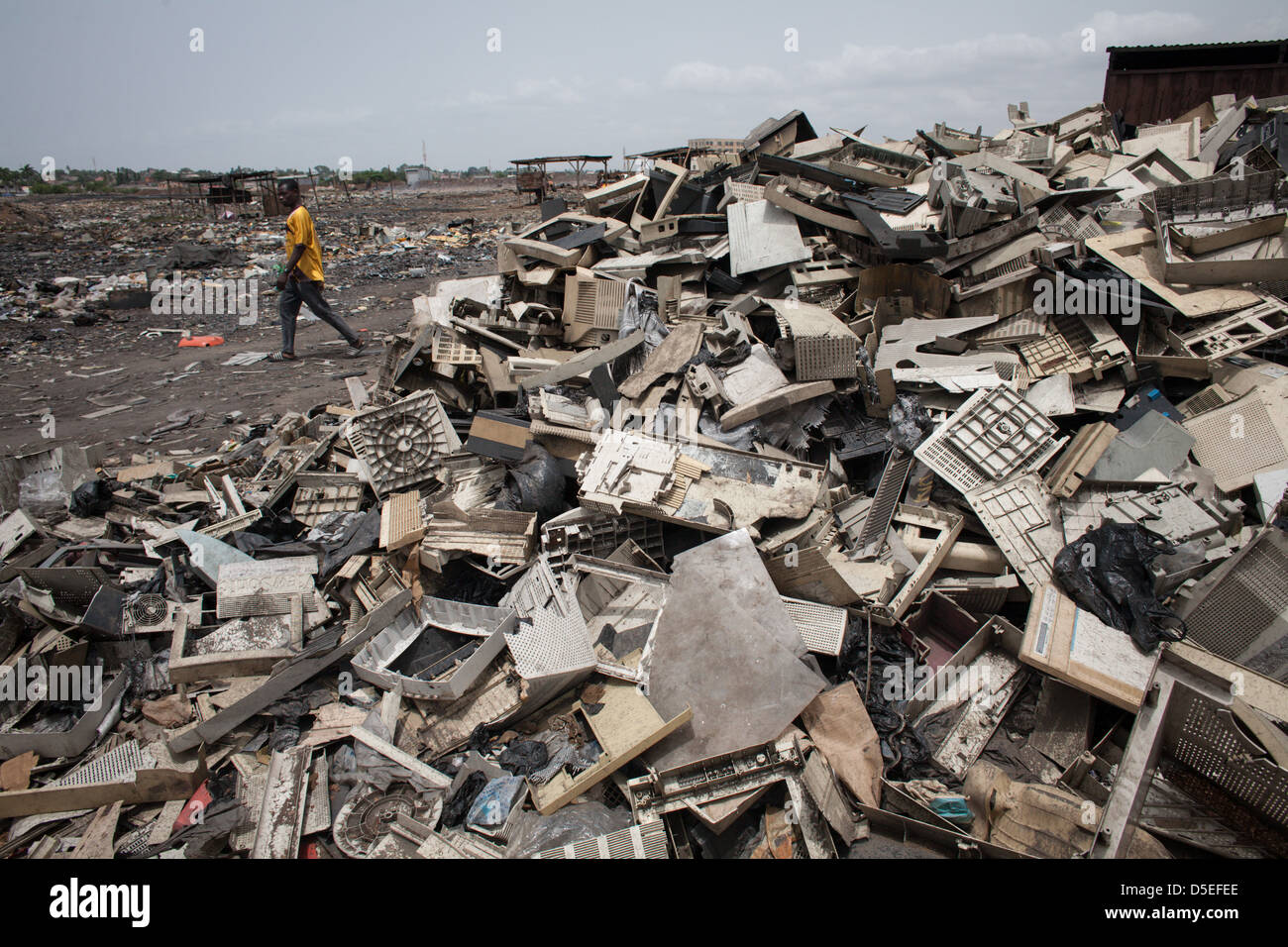 Los residuos electrónicos de volcado de Agbogbloshie, en Accra, Ghana. Foto de stock