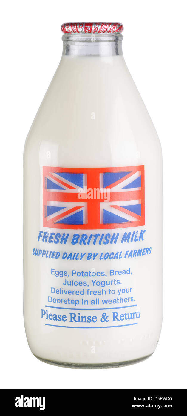 Pinta de UK leche fresca en una botella de vidrio Foto de stock