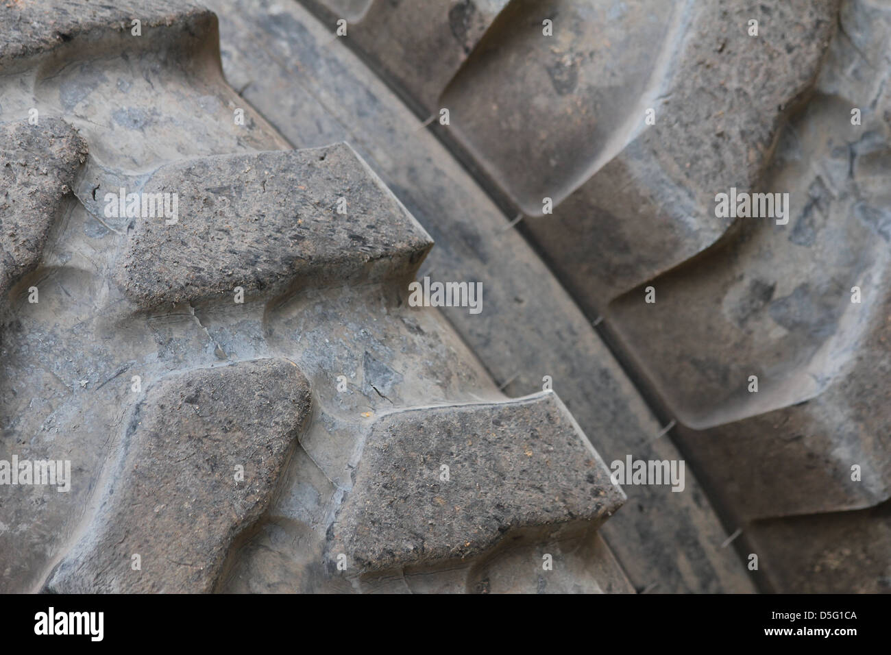 neumáticos de la excavadora Foto de stock