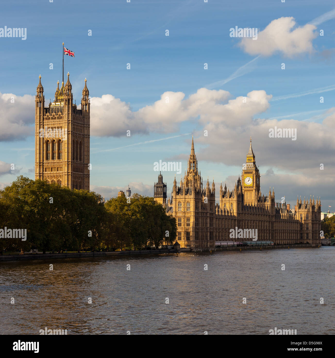 Palacio de Westminster y el Big Ben de Londres, Inglaterra. Foto de stock