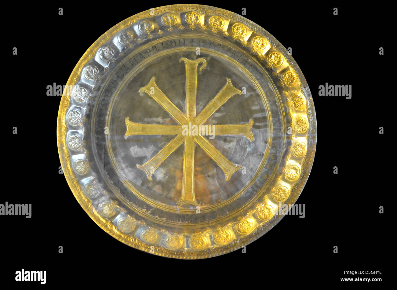 Una gran comunión de oro y plata de la misa, placa Foto de stock