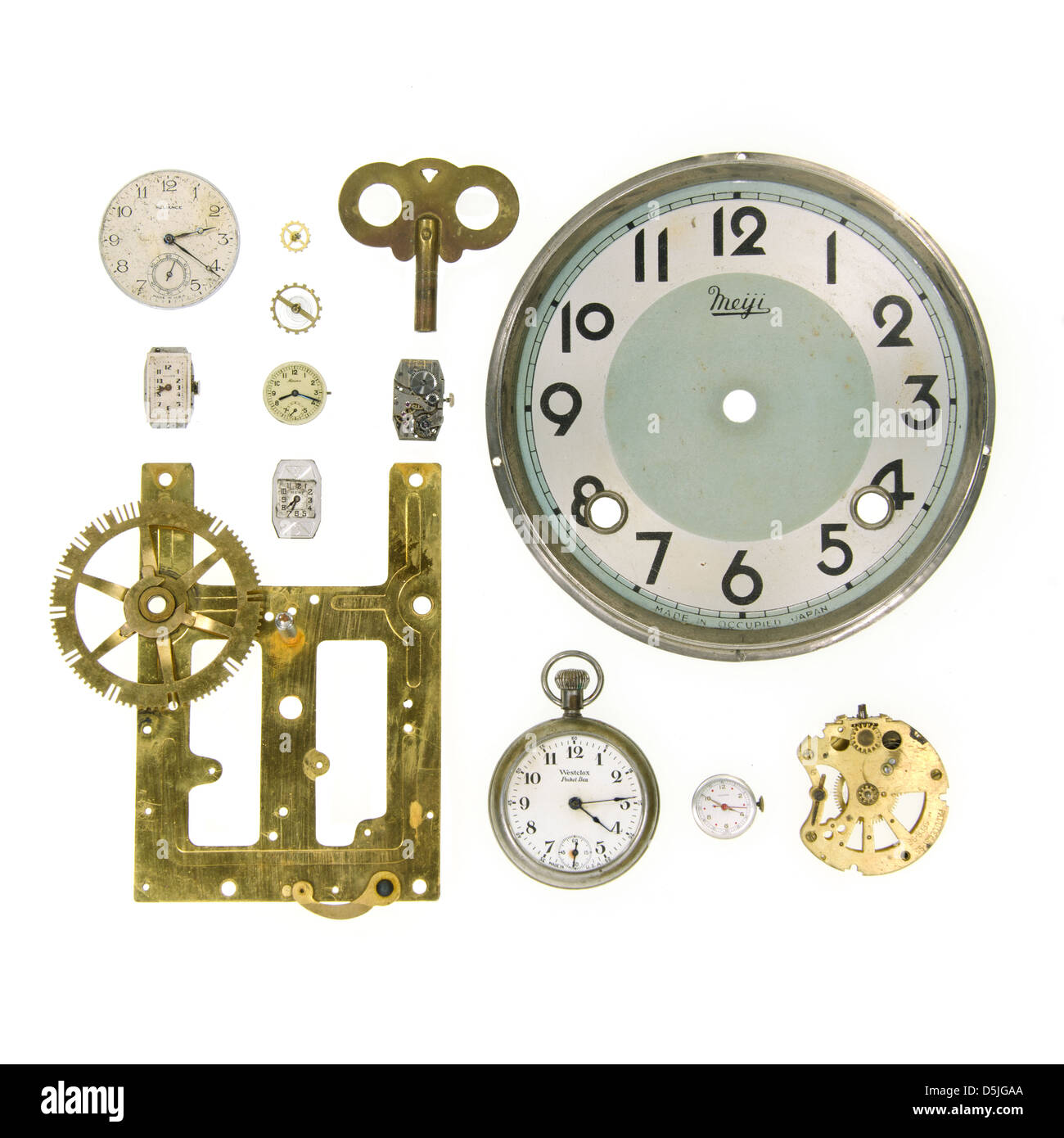Primer plano del mecanismo del reloj dentro del aislamiento del reloj