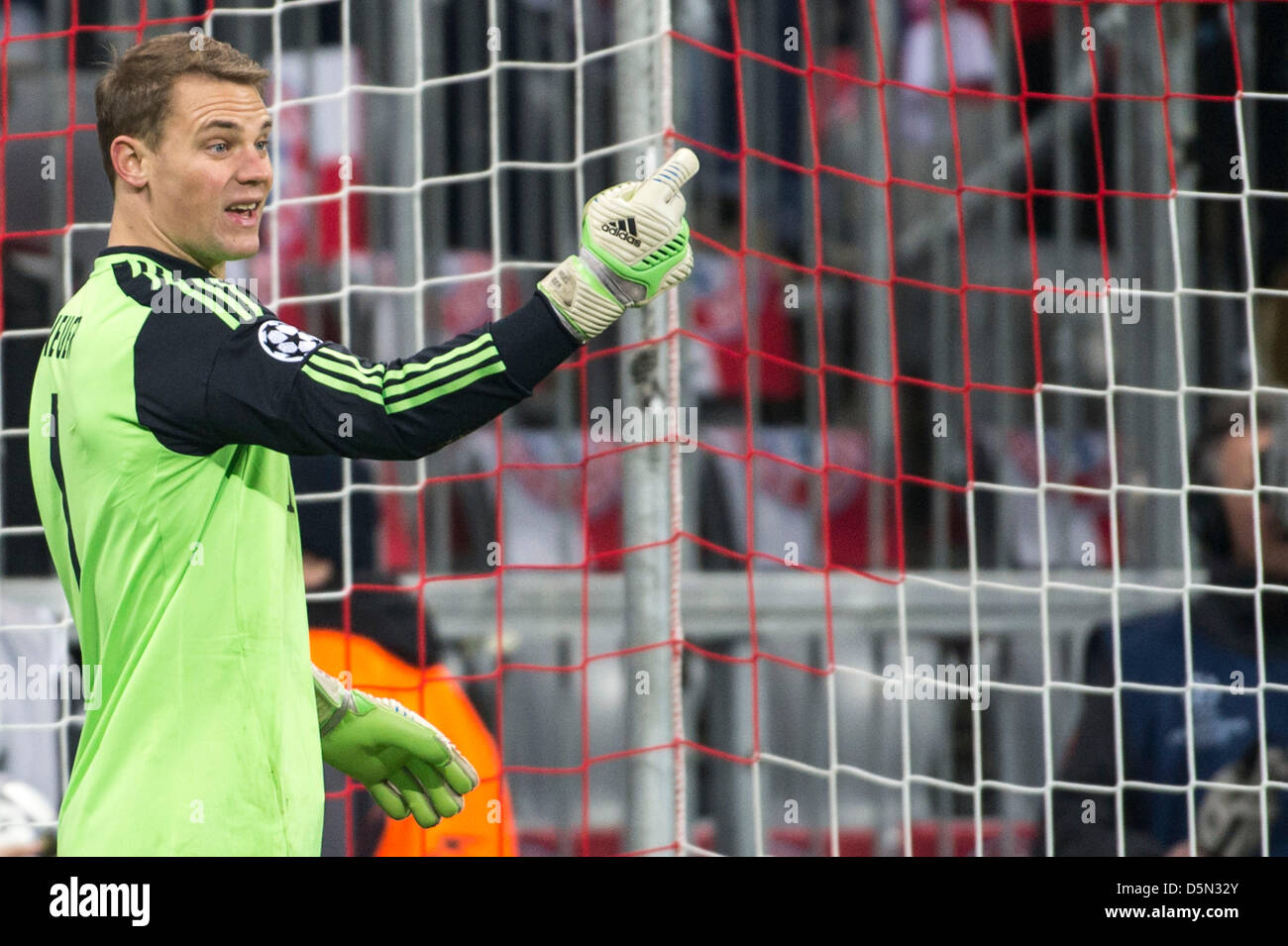 Manuel Neuer (Bayern), 2 de abril de 2013 - Fútbol / Fútbol UEFA ... Manuel Neuer (Bayern), 2 de abril de 2013 - Fútbol / Fútbol UEFA ...