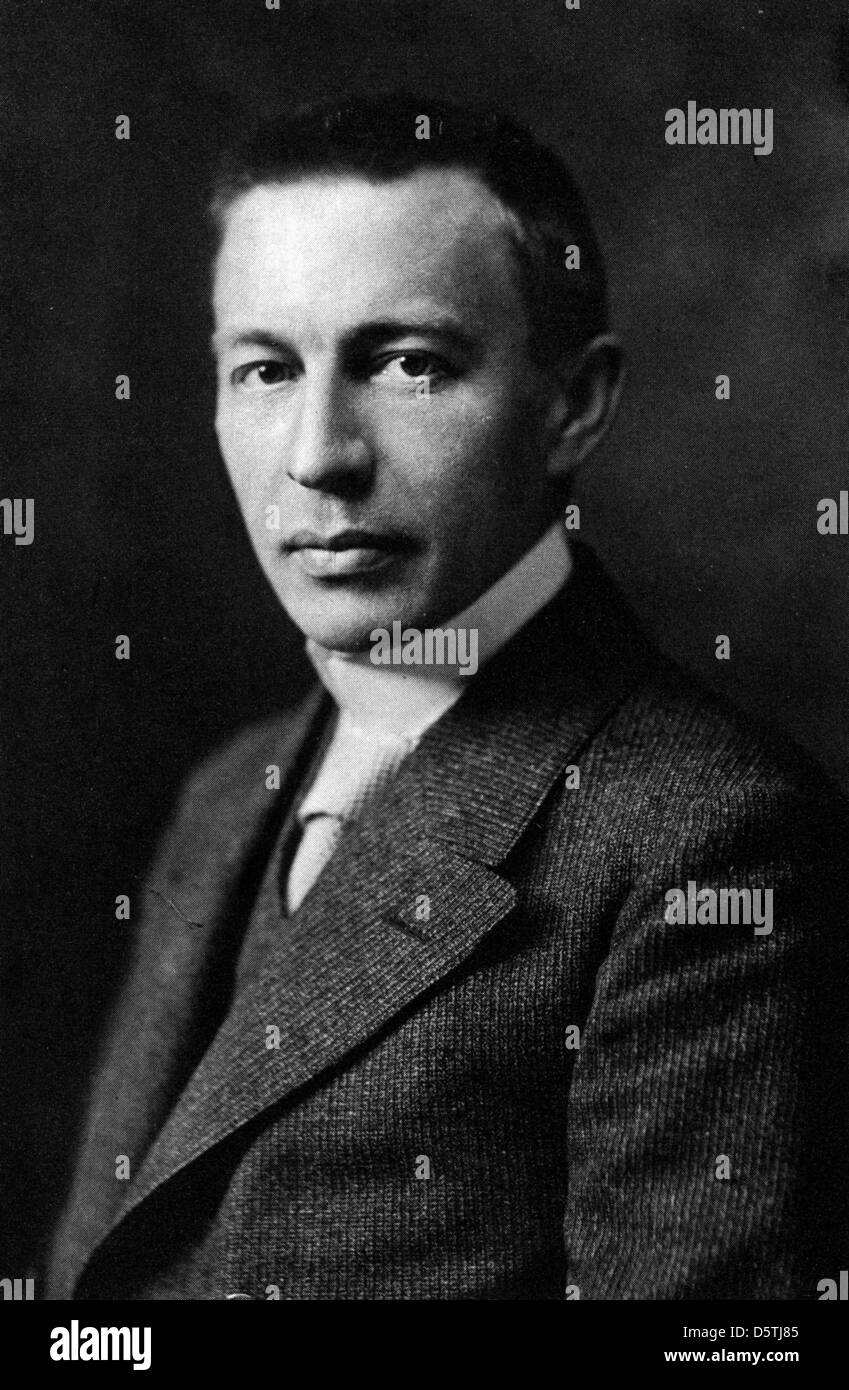 SERGEI RACHMANINOFF (1873-1943) nacido en Rusia pianista clásico americano. Foto de stock
