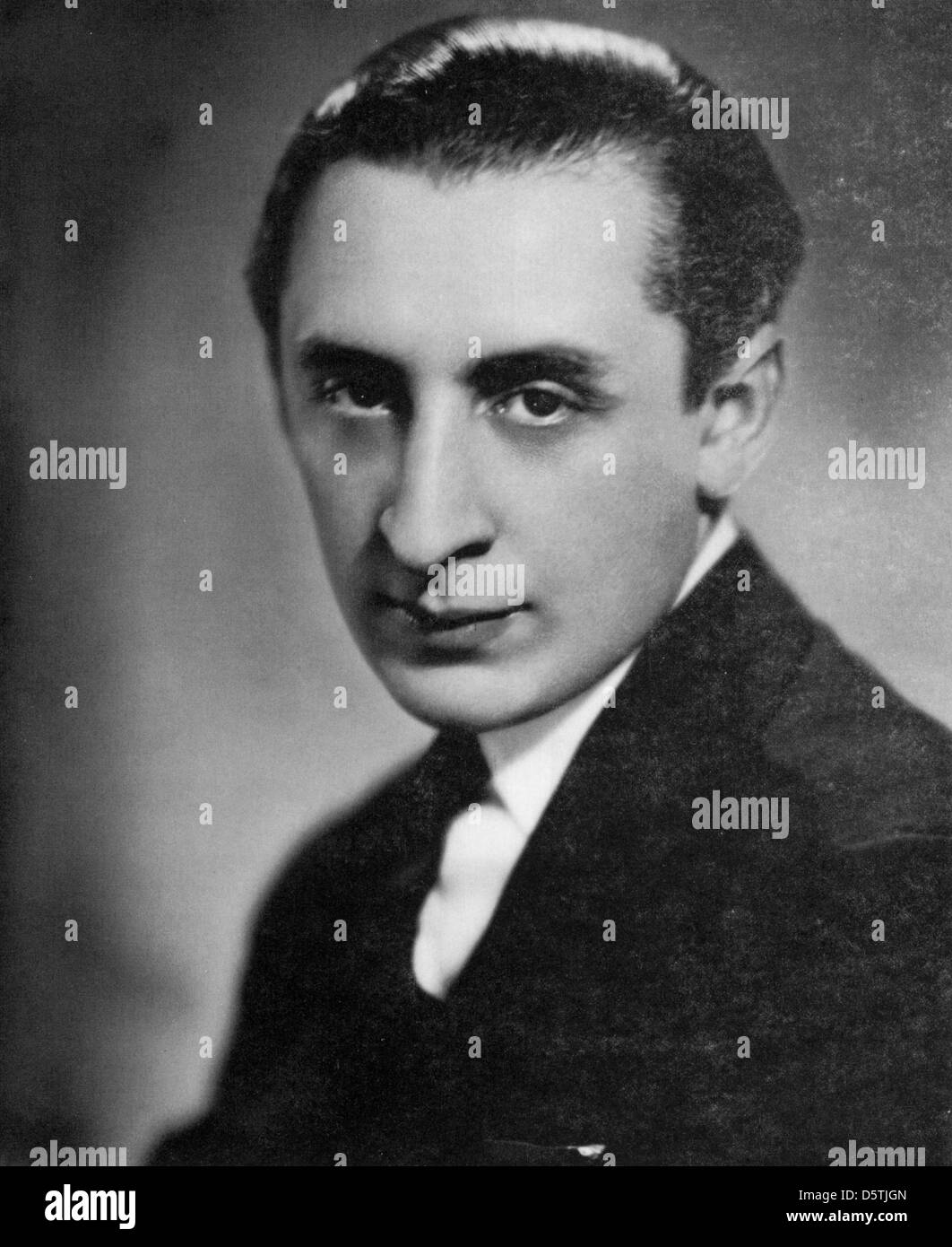 VLADIMIR HOROWITZ (1903-1989) nacido en Rusia pianista y compositor clásico americano. Foto de stock