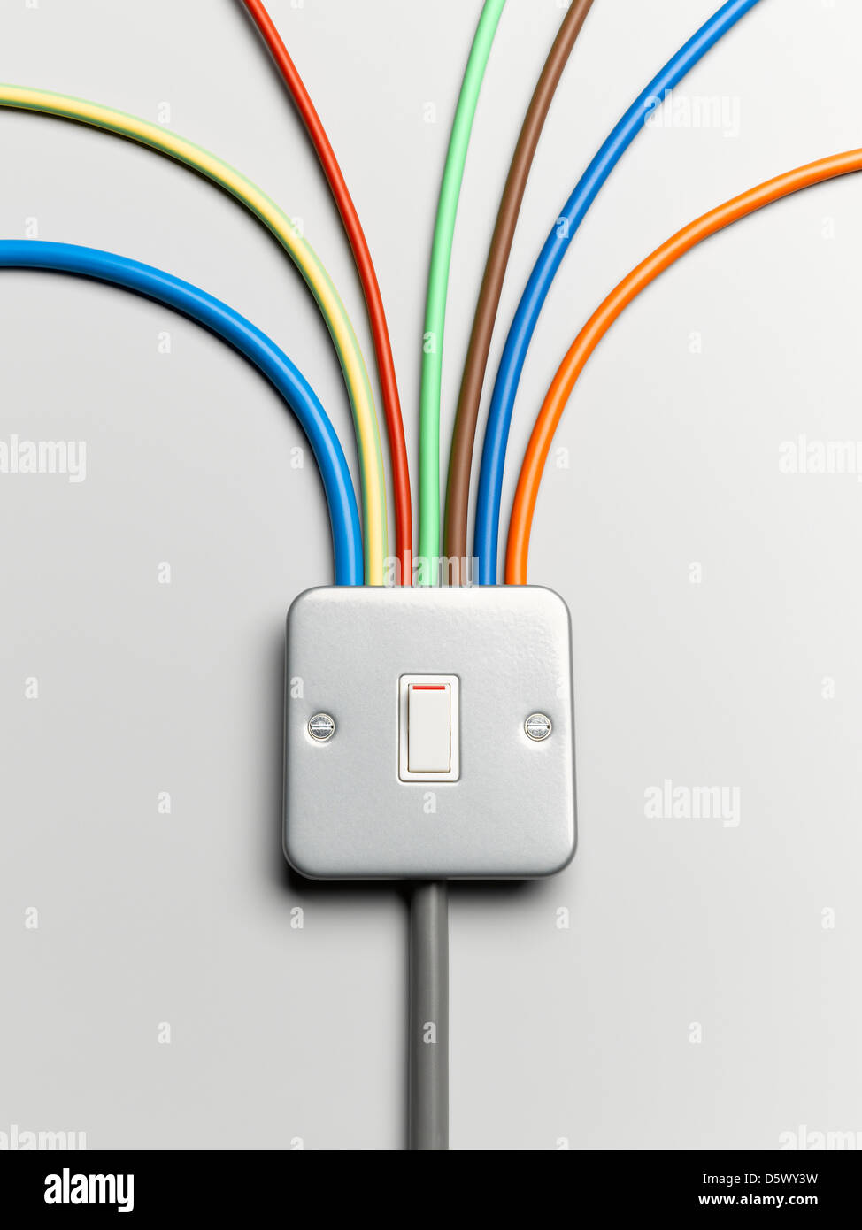 Cables de colores desde el interruptor de luces Foto de stock