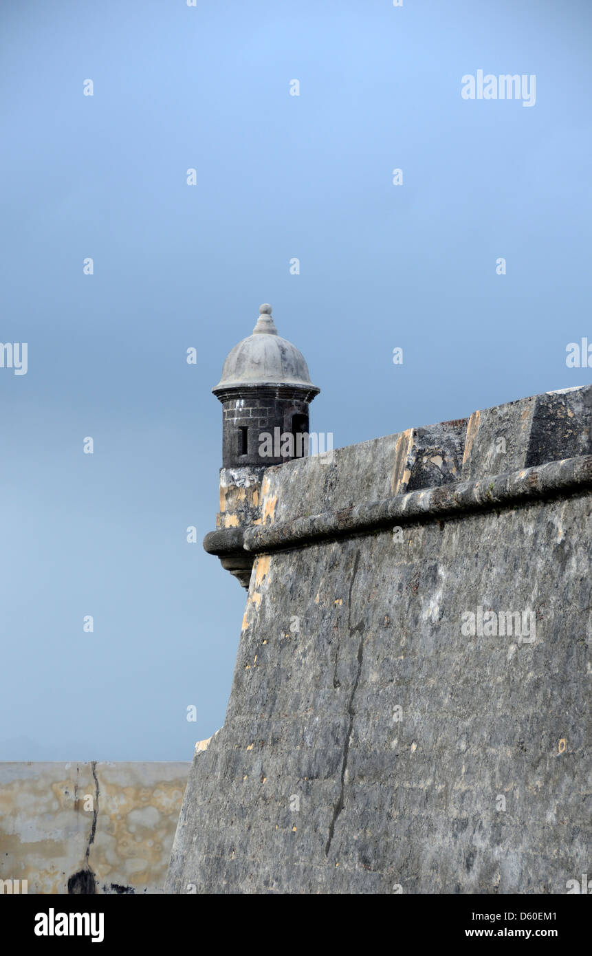 Estación de guardia en El Morro, sitio histórico nacional de San Juan, San Juan, Puerto Rico Foto de stock