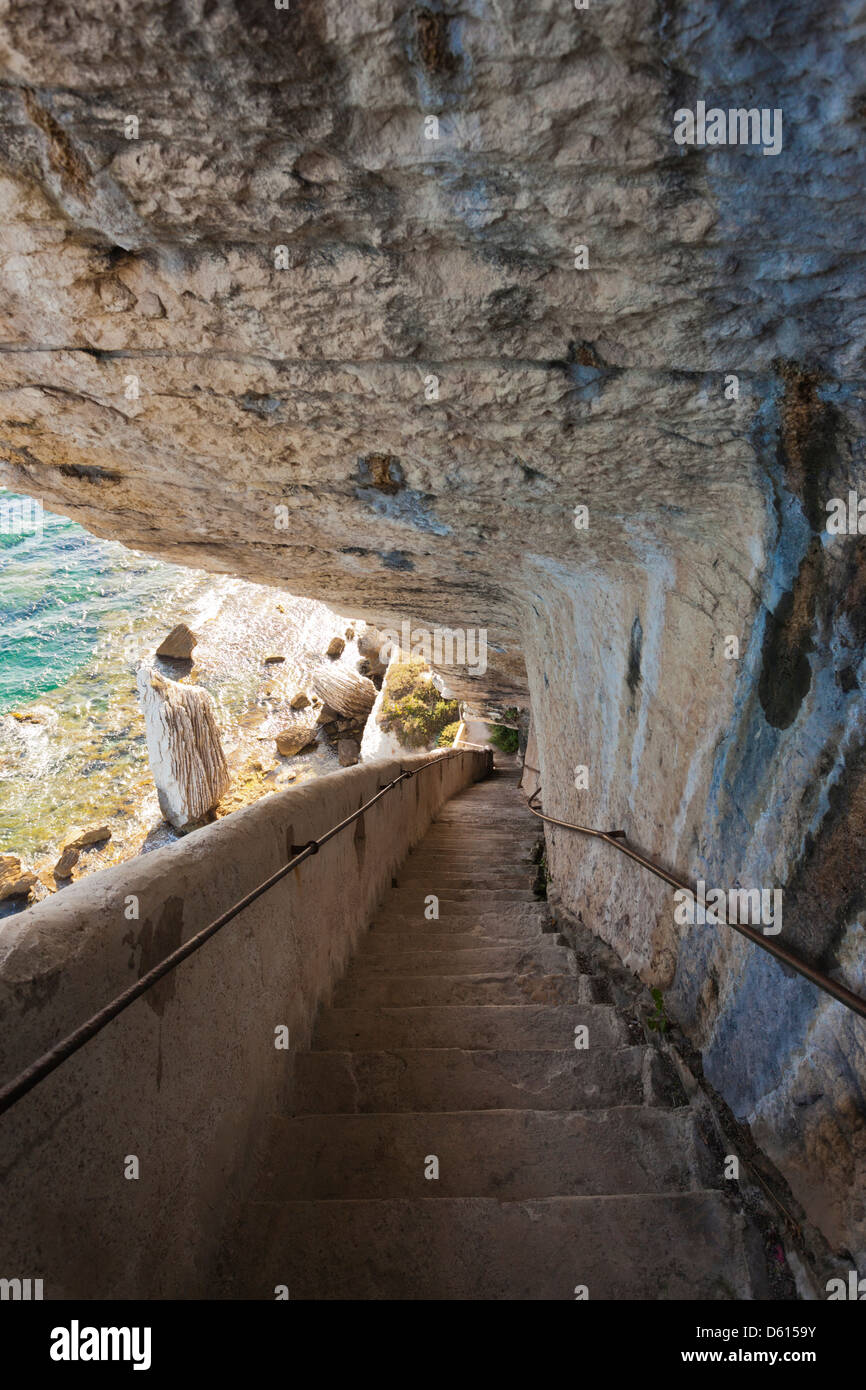 Francia, Córcega, Bonifacio, Escalier du Roi de Aragón, rey de Aragón escalera Foto de stock