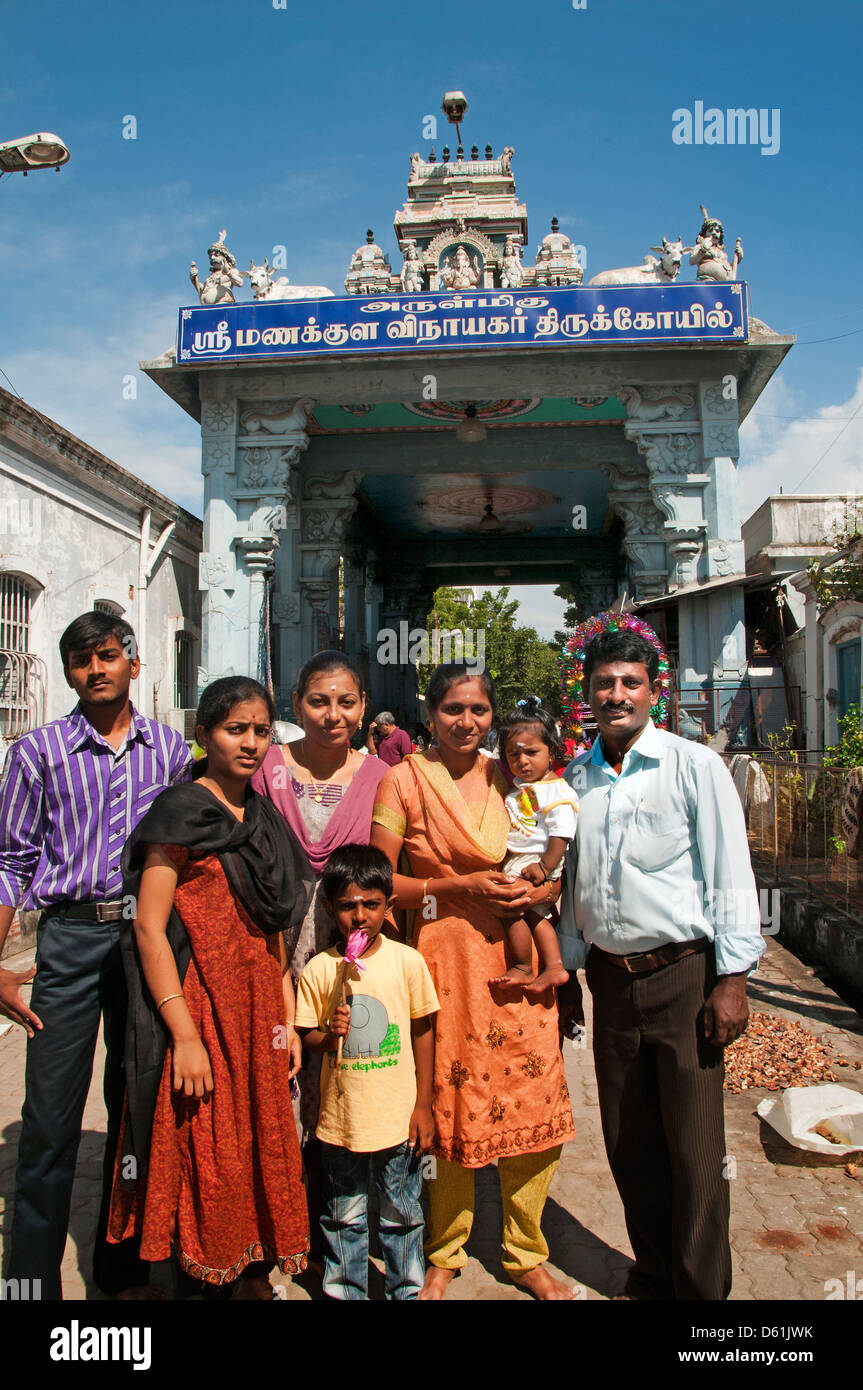 Manakula Vinayagar Templo templo hindú Puducherry, Pondicherry, dedicada al dios Ganesa India Tamil Nadu Foto de stock