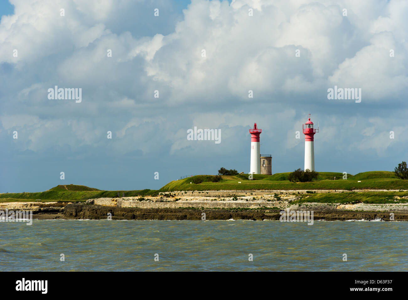 Enfermos de la isla de Ré con faros en Francia Foto de stock