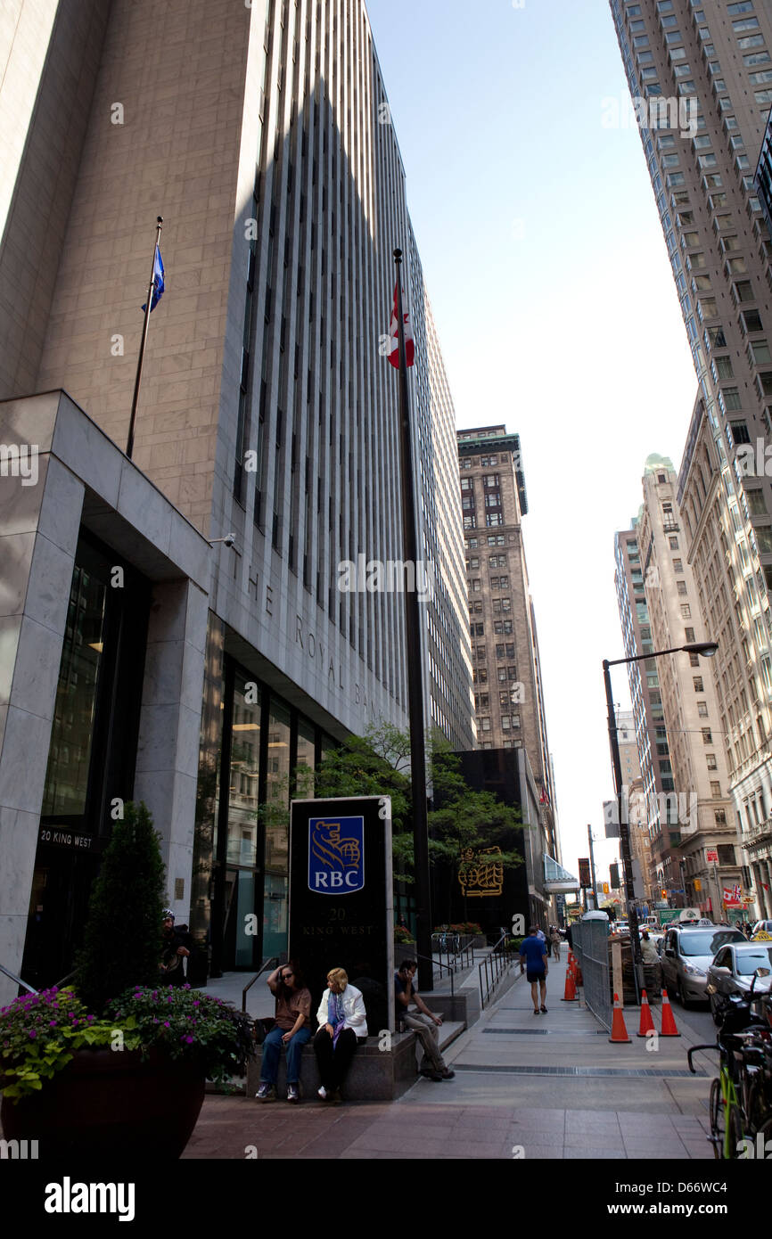 Una vista del edificio del Royal Bank of Canada, en el centro de Toronto, Canadá Foto de stock