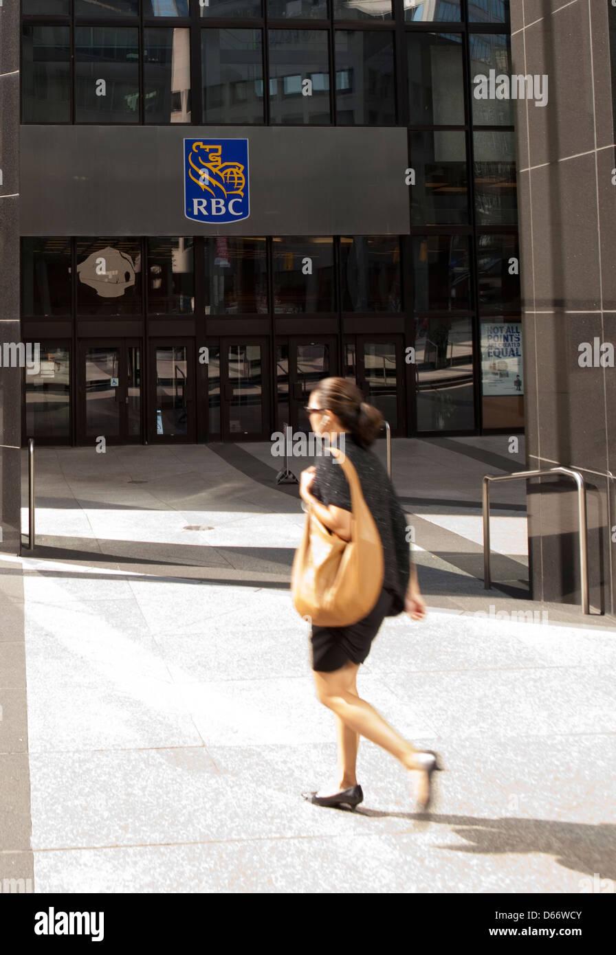 Una vista del edificio del Royal Bank of Canada, en el centro de Toronto, Canadá Foto de stock
