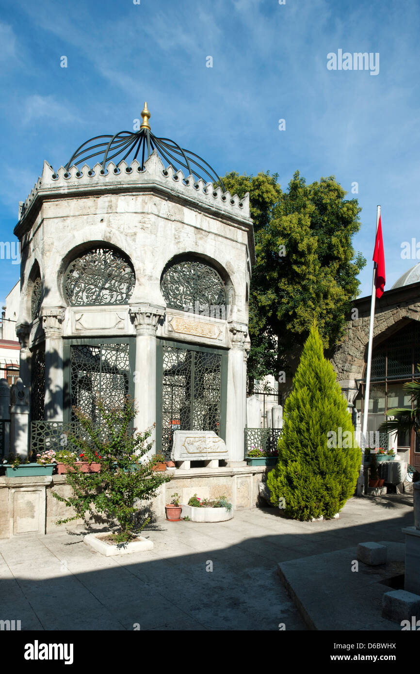 Türkei, IstanbuMehmet Pasha,l, Divan Yolu, Köprülü Mehmed pasa Medrese, das Mausoleo. Foto de stock