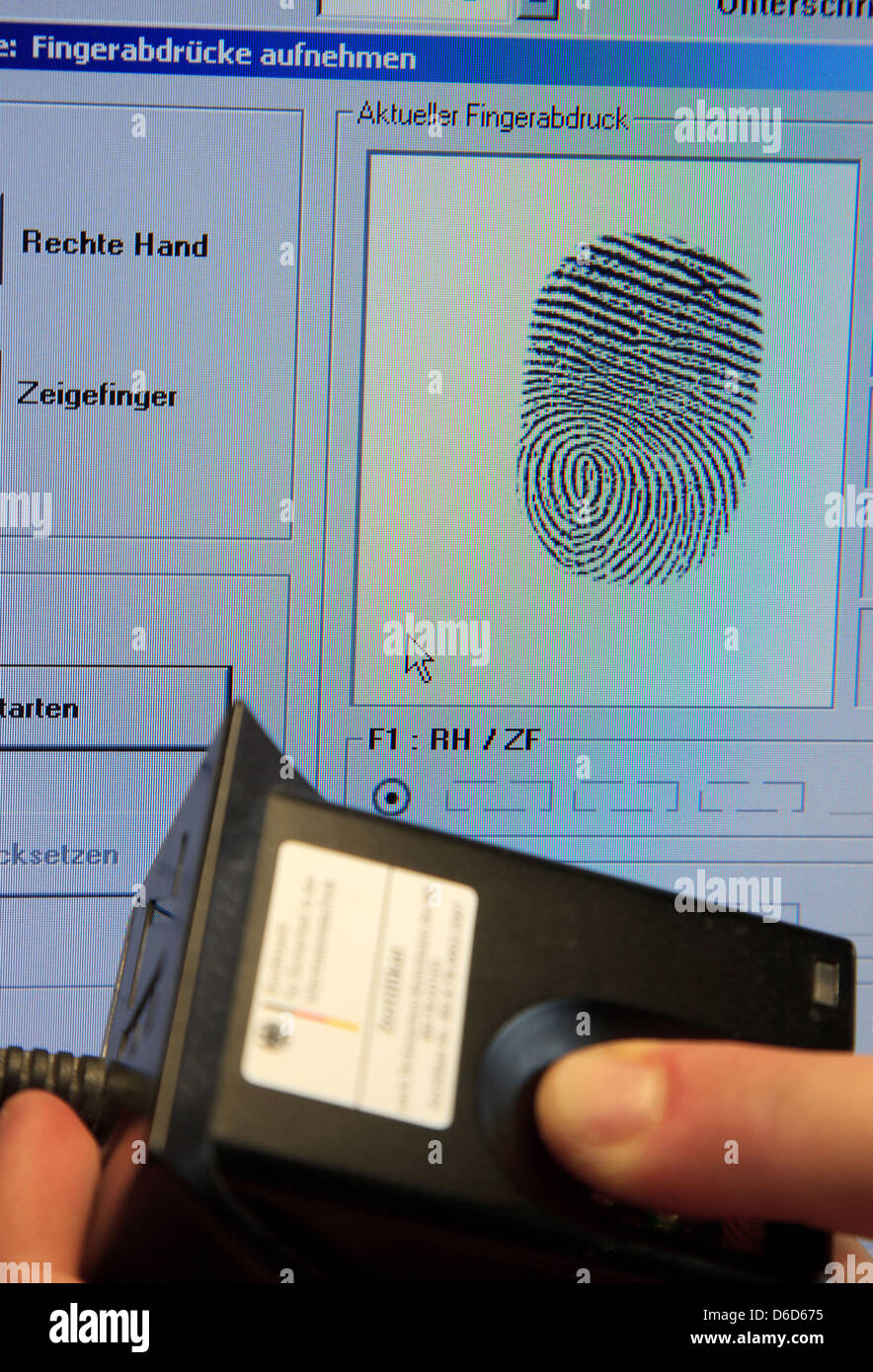 Berlín, Alemania, muestran huellas dactilares digitalizadas es para el pasaporte Foto de stock