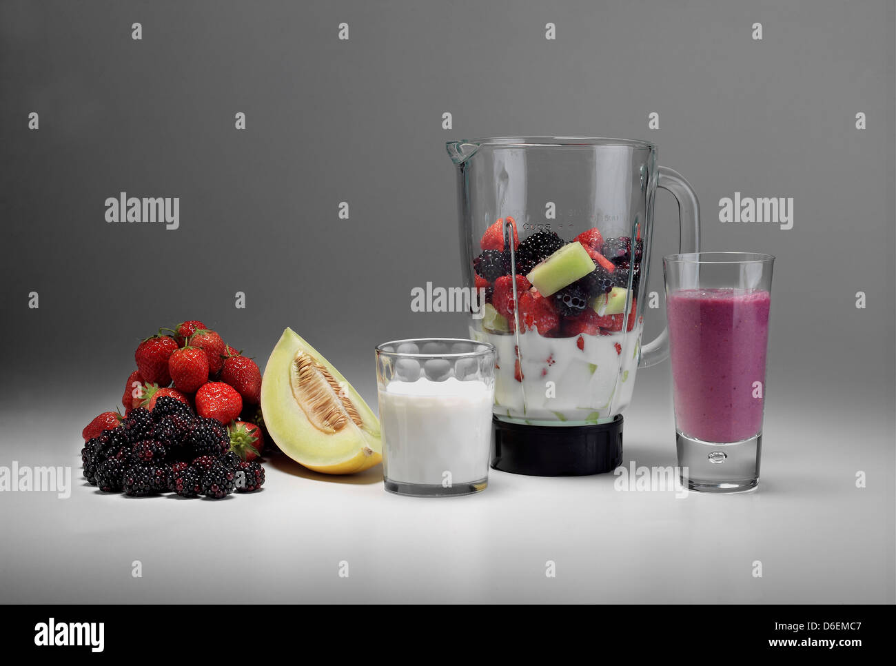 Melón y Berry smoothie Fotografía de stock Alamy