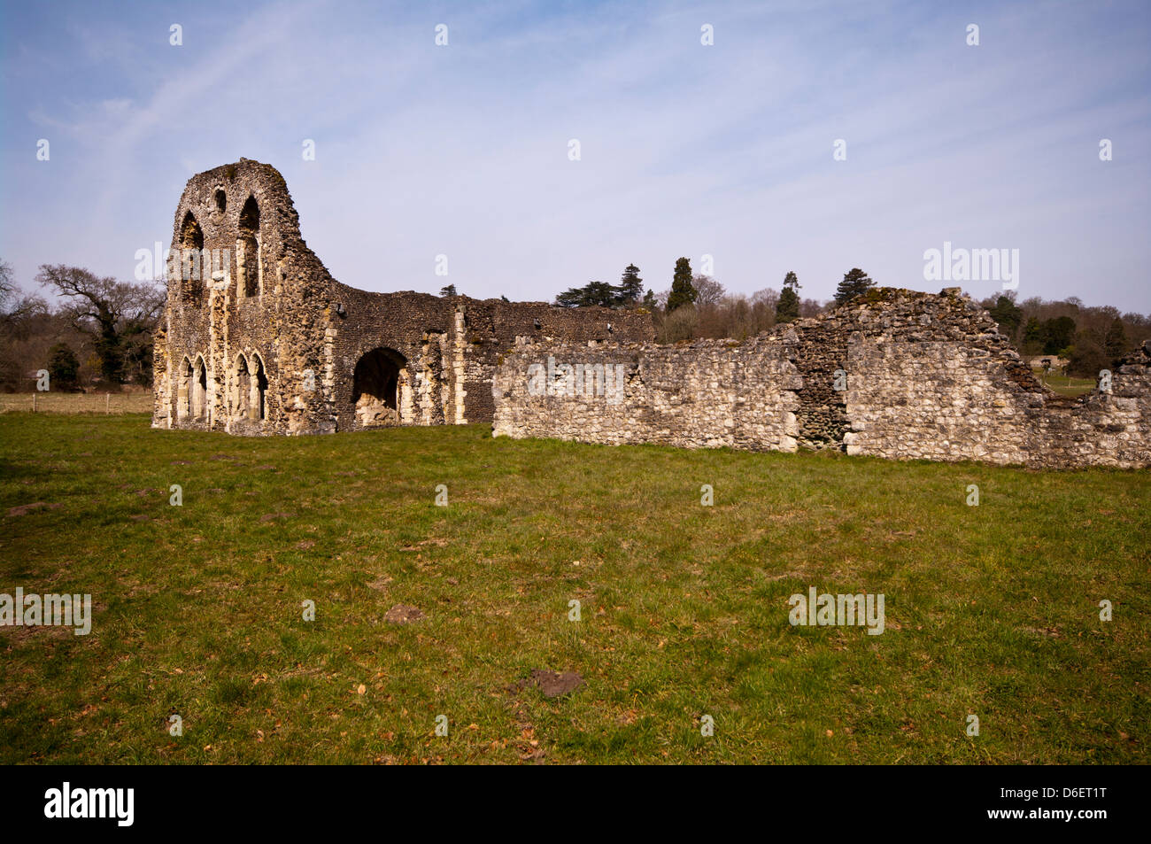 Las ruinas de la Abadía de Waverley Farnham Surrey UK Foto de stock