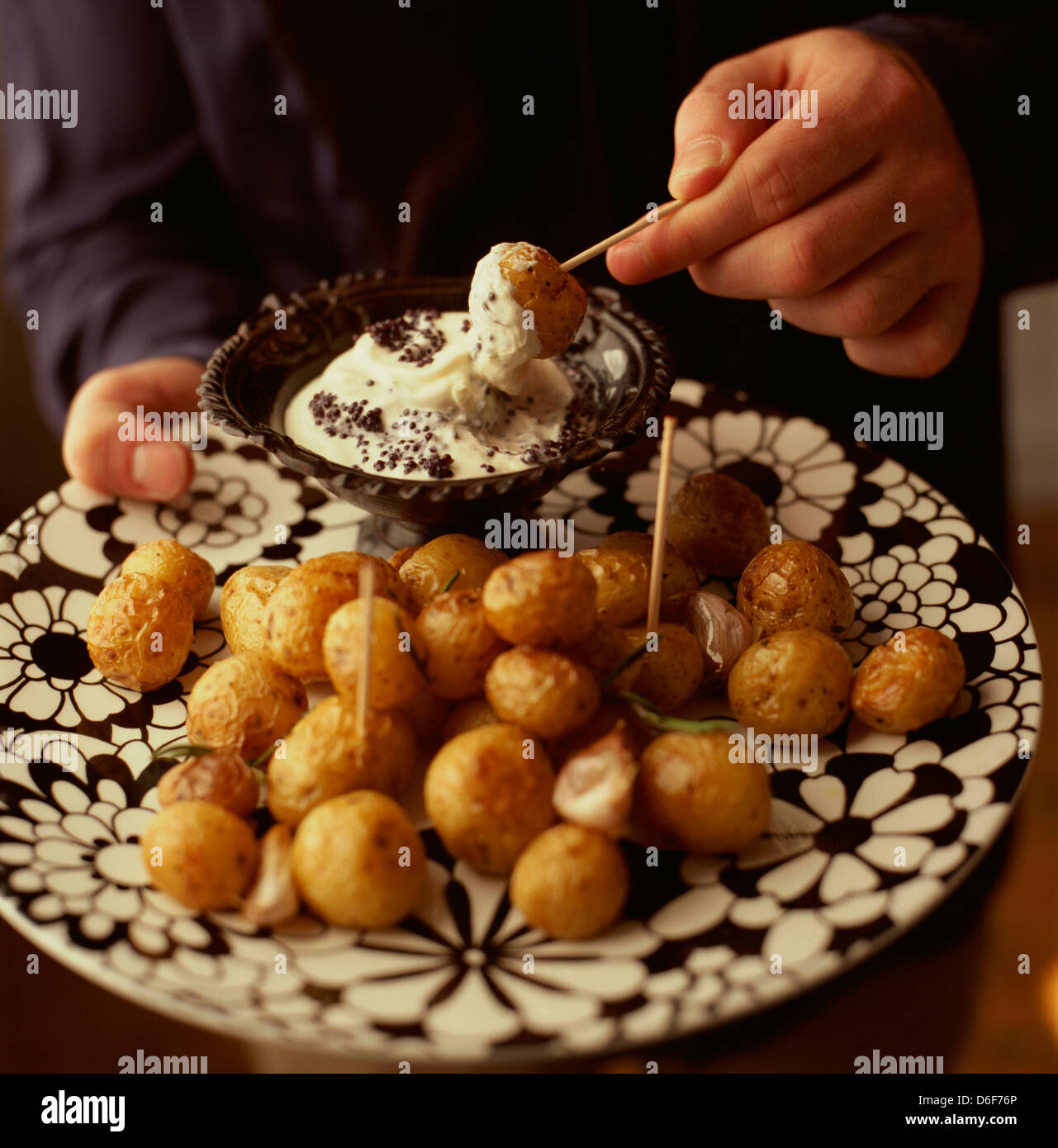 Canapes Plateados Fotos E Imagenes De Stock Alamy