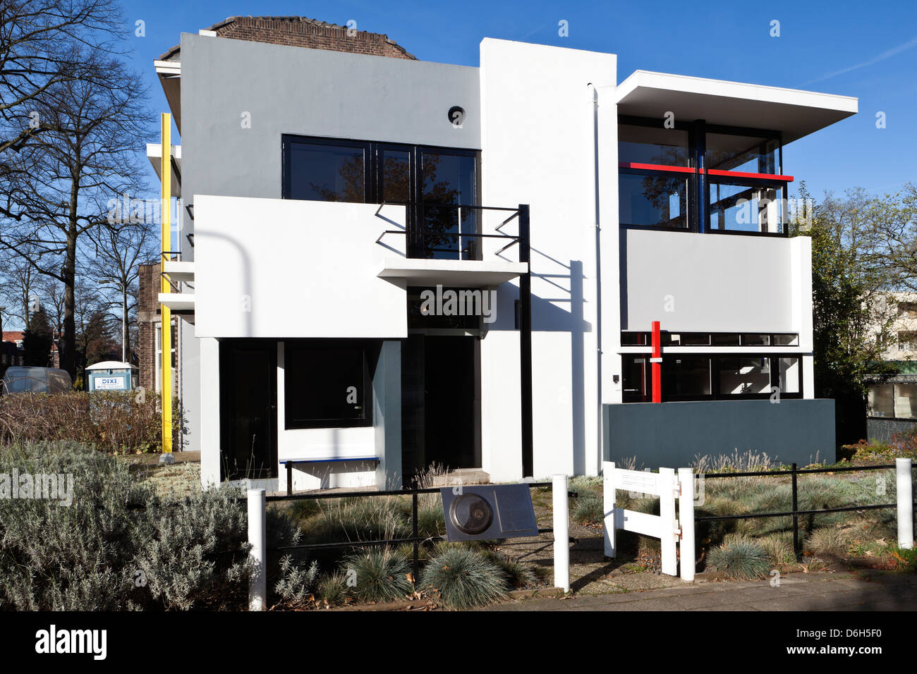 Rietveld house utrecht fotografías e imágenes de alta resolución - Alamy