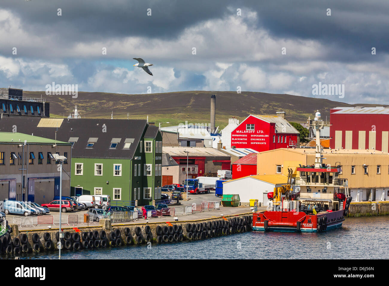 Vistas del puerto de Lerwick, Islas Shetland, Escocia, Reino Unido, Europa Foto de stock
