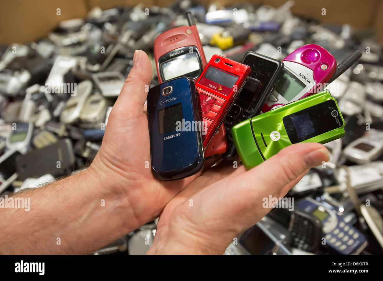 Reciclaje de Teléfonos celulares Foto de stock