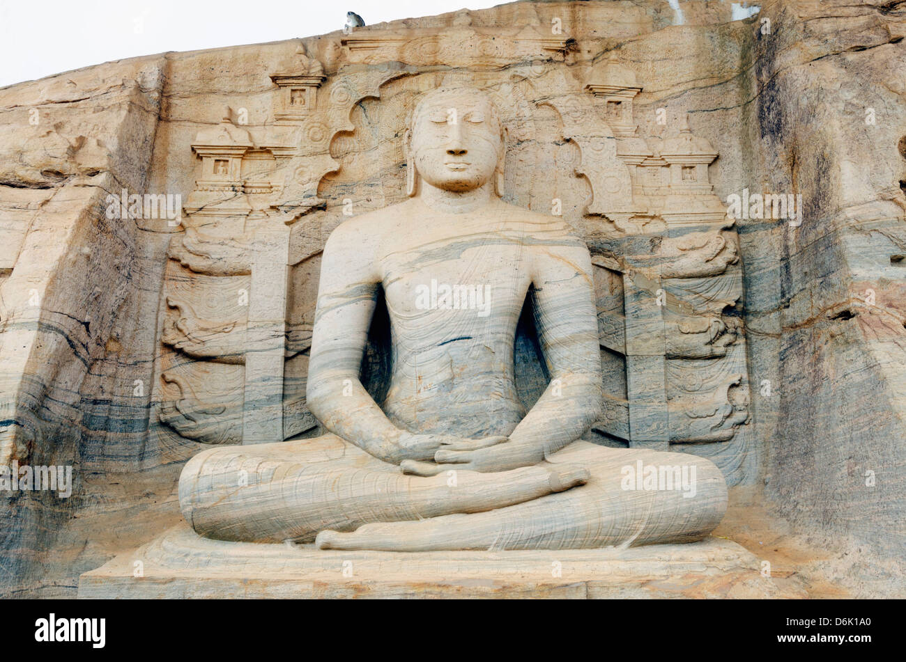 Buda sentado, Gal Vihara, Polonnaruwa, Sitio del Patrimonio Mundial de la UNESCO, la Provincia Central del Norte, Sri Lanka, Asia Foto de stock