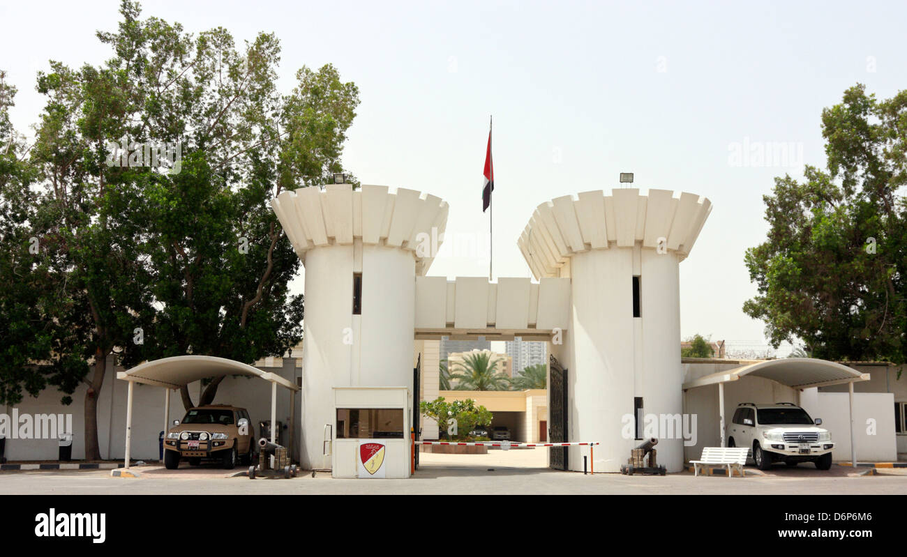 Gatee principal a la regla del Palacio de Ajman, Emiratos Arabes Unidos Foto de stock