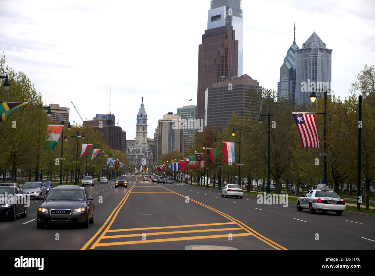 Centro de la ciudad, el centro, Filadelfia, Pennsylvania, museo de arte y Benjamin Franklin Parkway Foto de stock