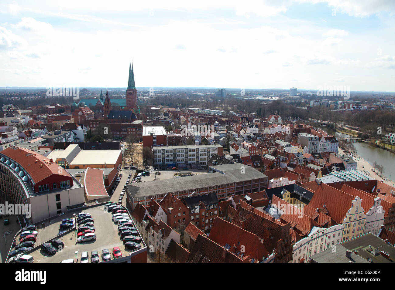 Vista aérea del antiguo centro de Lubeck, Schleswig-Holstein, Alemania. Foto de stock