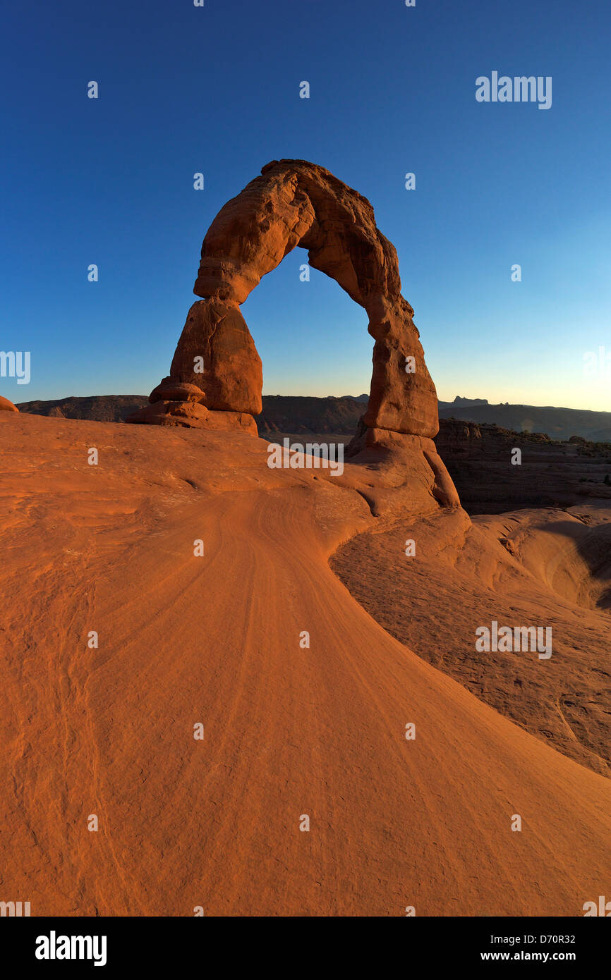 Estados Unidos, Utah, el Parque Nacional de Arches, Delicado Arch Foto de stock