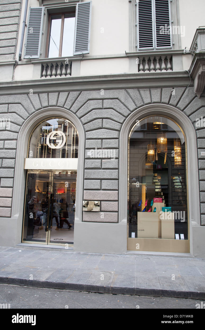 Escaparate de Gucci; Florencia, Italia Fotografía de stock - Alamy