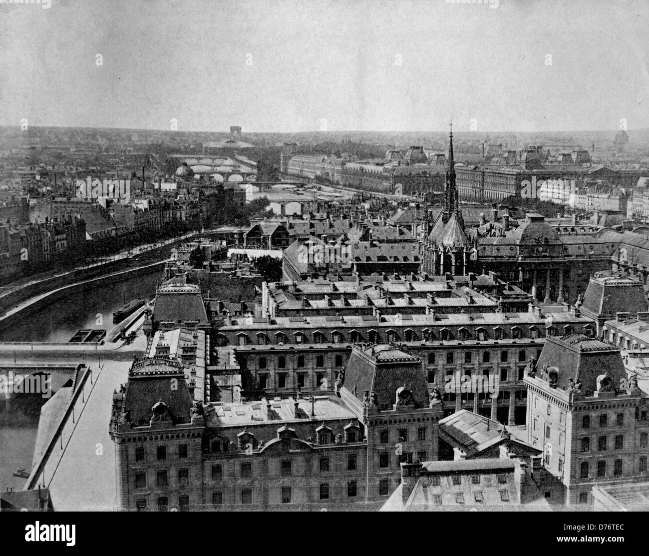 Autotype del panorama de París, hacia La Sainte-Chapelle, Francia, 1880 Foto de stock