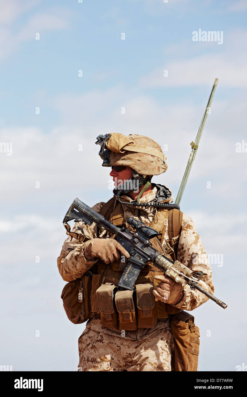 En Patrulla Marina de los EE.UU. en la provincia de Helmand de Afganistán Foto de stock