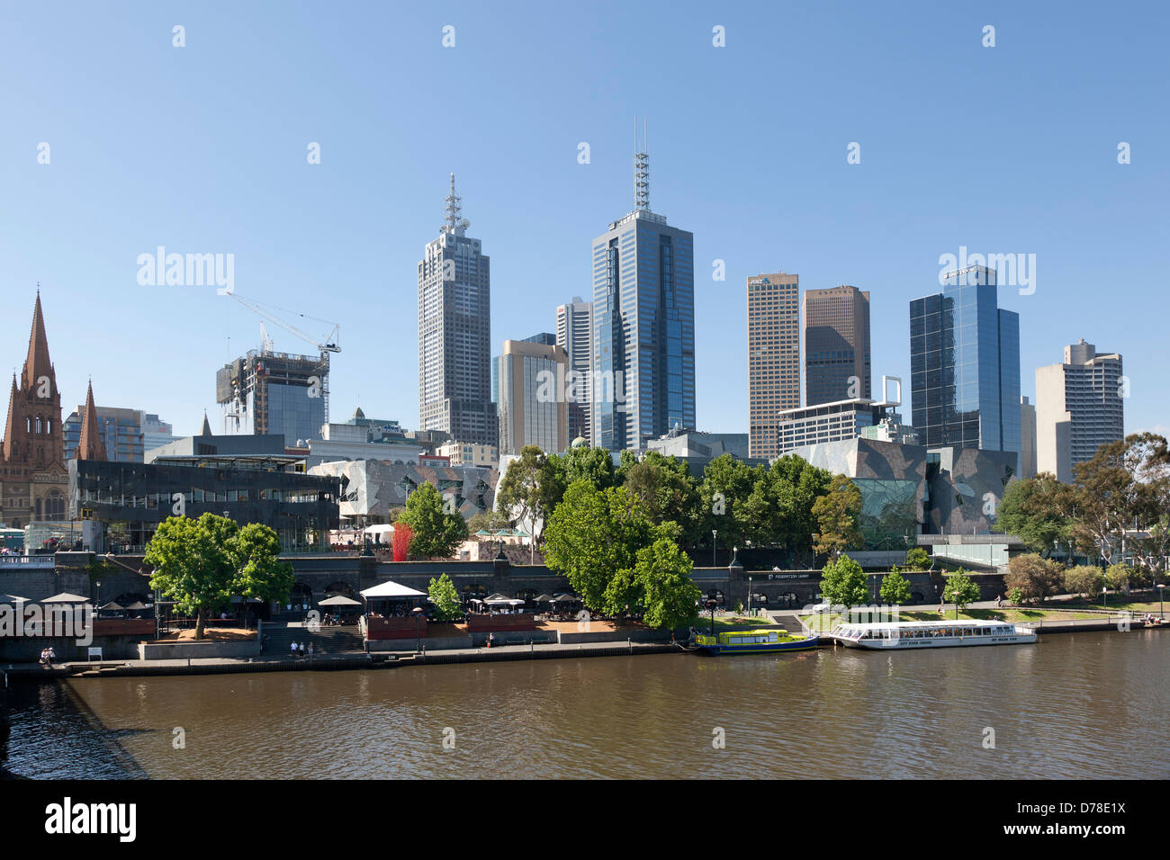 Orilla sur del río Yarra en Melbourne, Australia Foto de stock