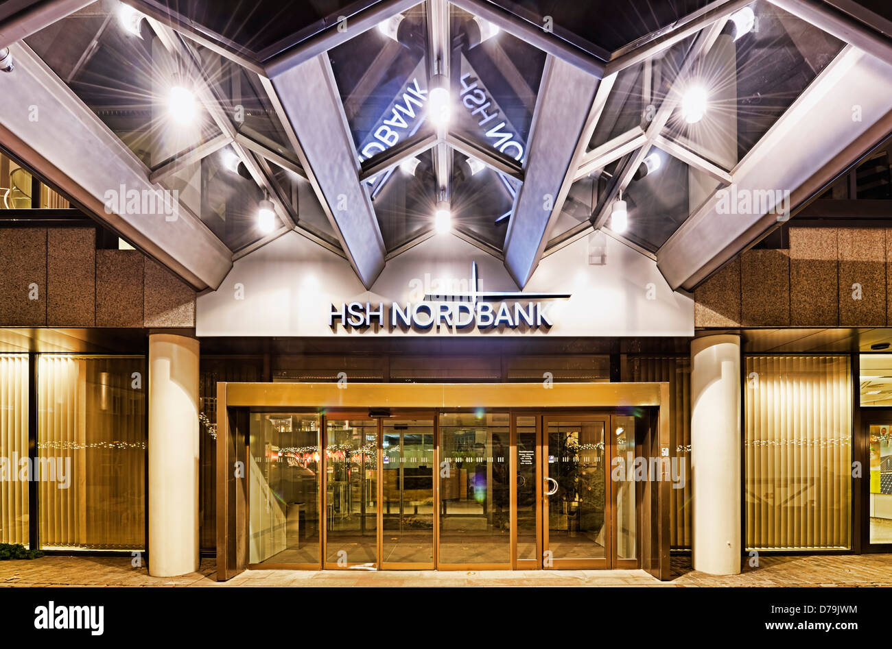 Sucursal del banco norte HSH en la Gerhart Captain's lugar en Hamburgo, Alemania, Europa Foto de stock