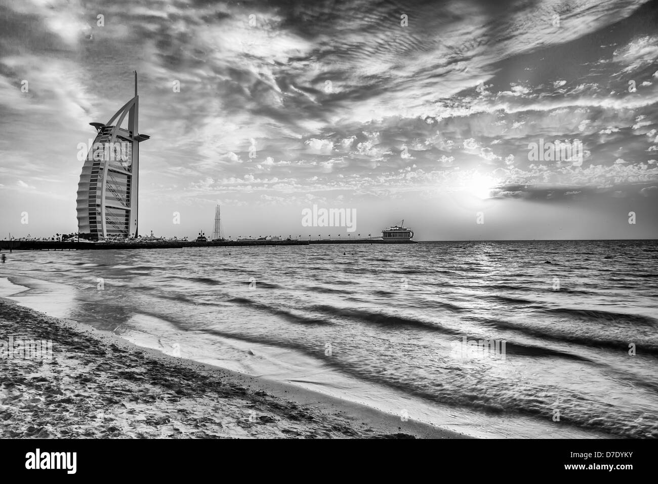 Burj AlArab en blanco y negro Foto de stock