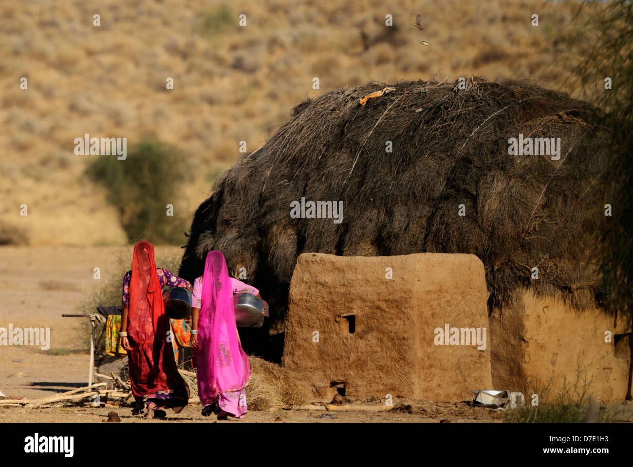 La vida del pueblo en el desierto de Thar de India Foto de stock