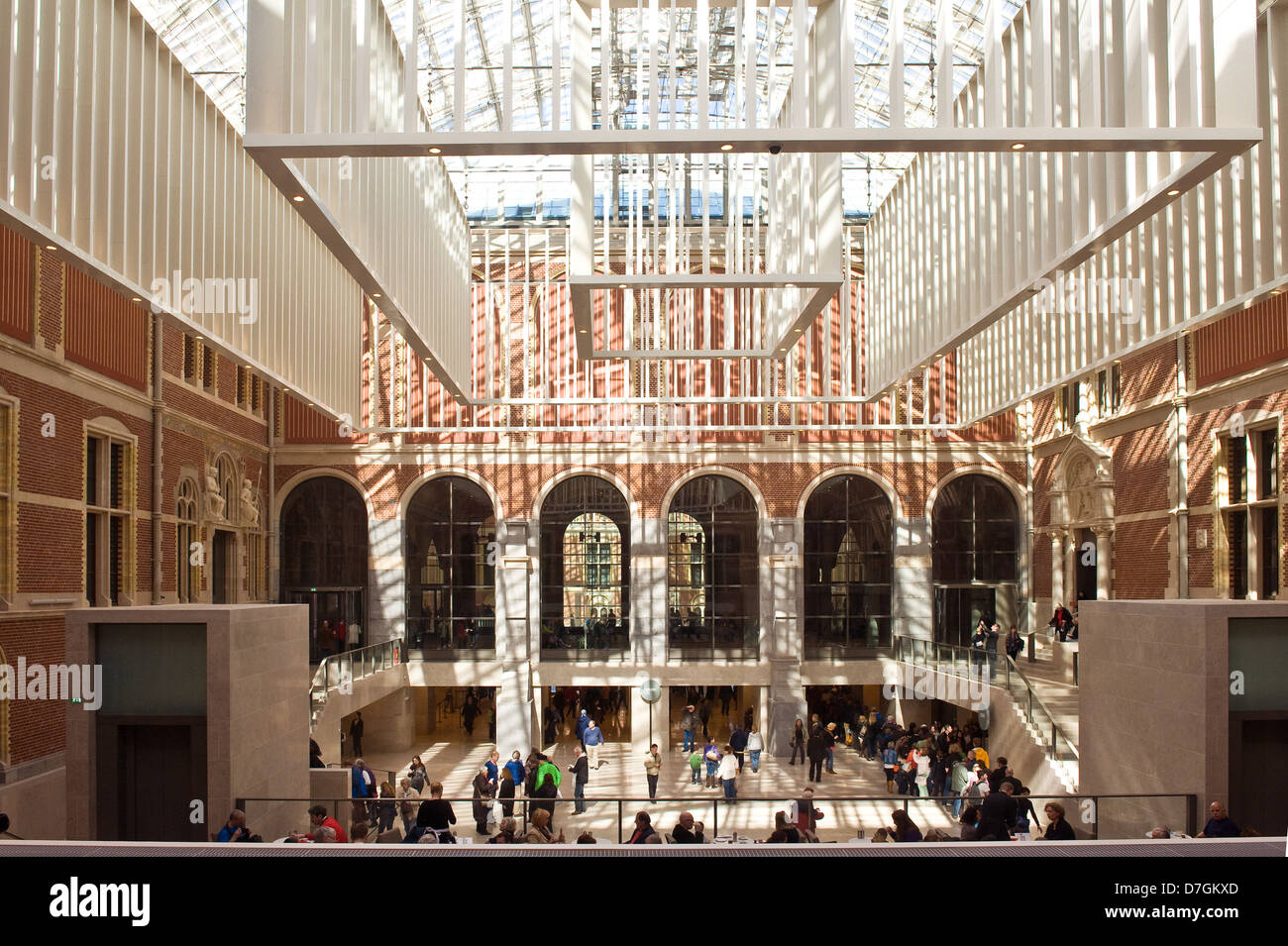 El gran vestíbulo de entrada del renovado Rijksmuseum de Amsterdam. Foto de stock